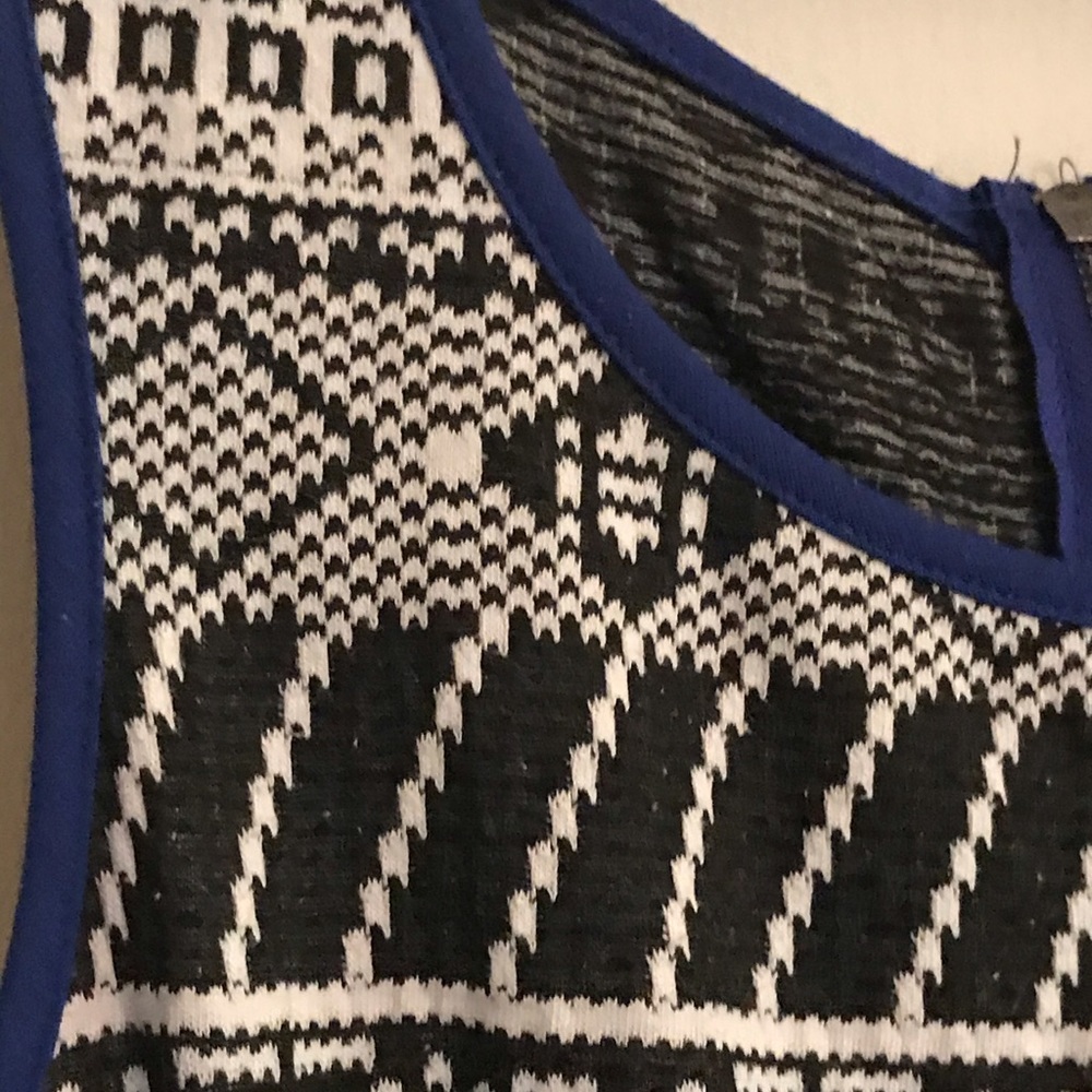 Sleeveless Xhilaration Dress in Folklore Print, S